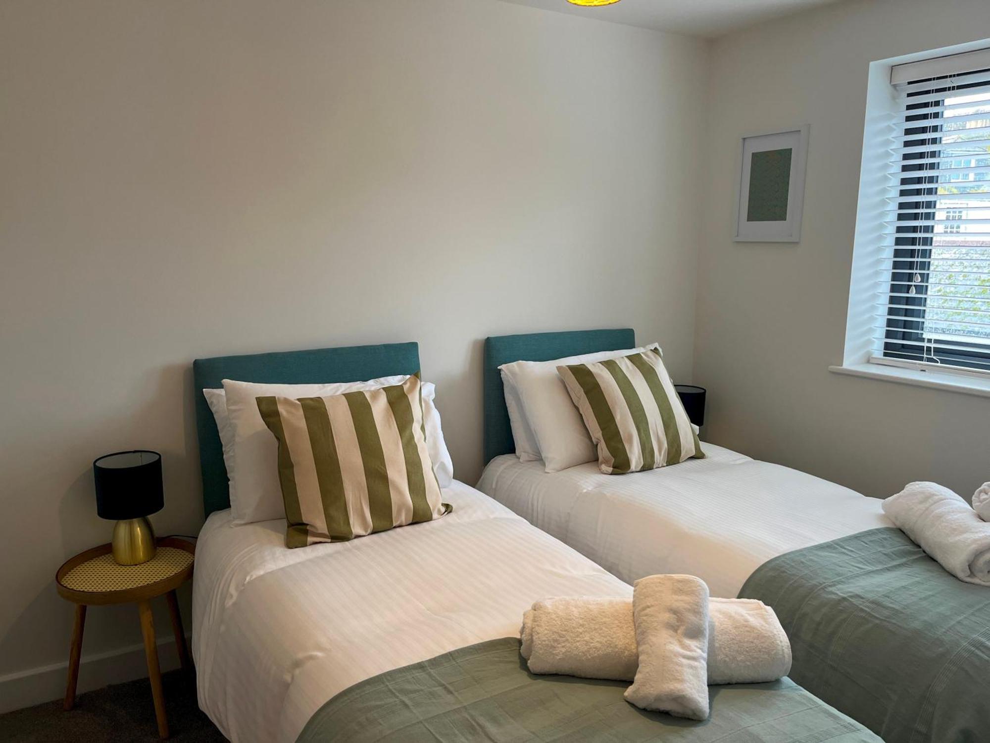 Exceptional 3 Bedroom Home In Penzance~New~Seaside Экстерьер фото