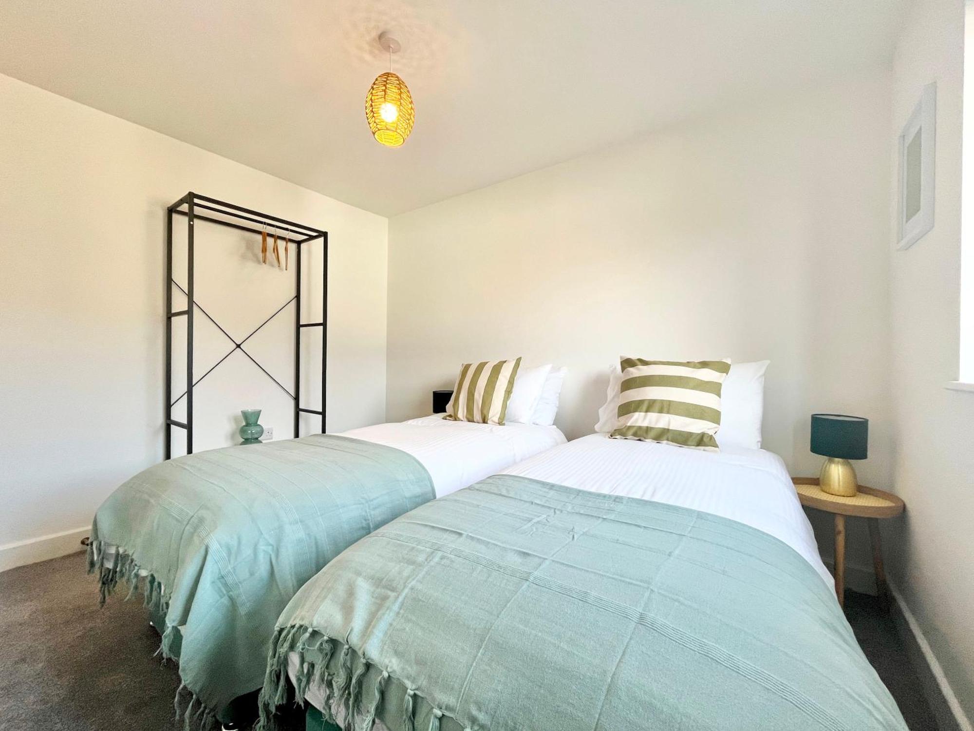 Exceptional 3 Bedroom Home In Penzance~New~Seaside Экстерьер фото