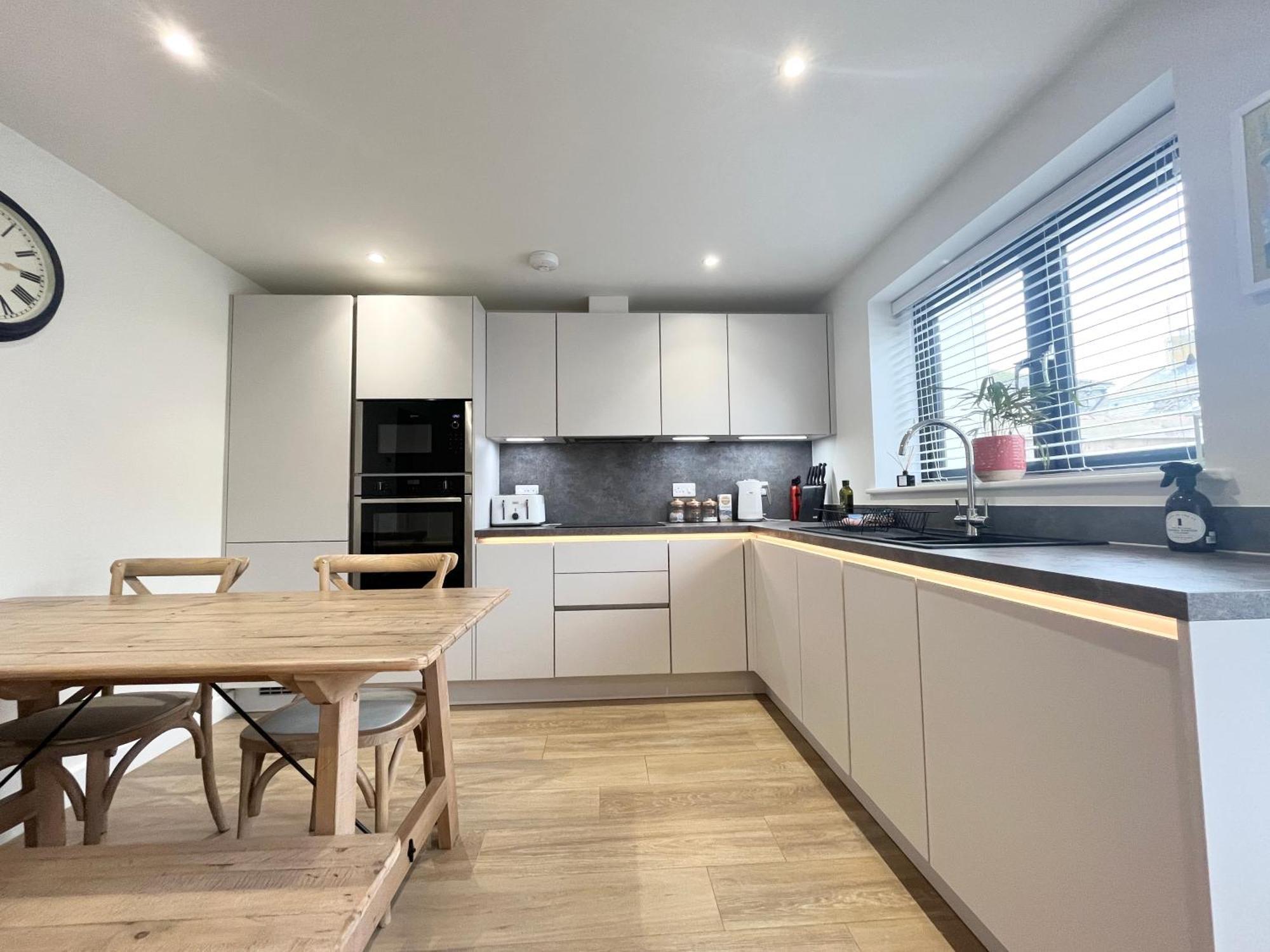 Exceptional 3 Bedroom Home In Penzance~New~Seaside Экстерьер фото
