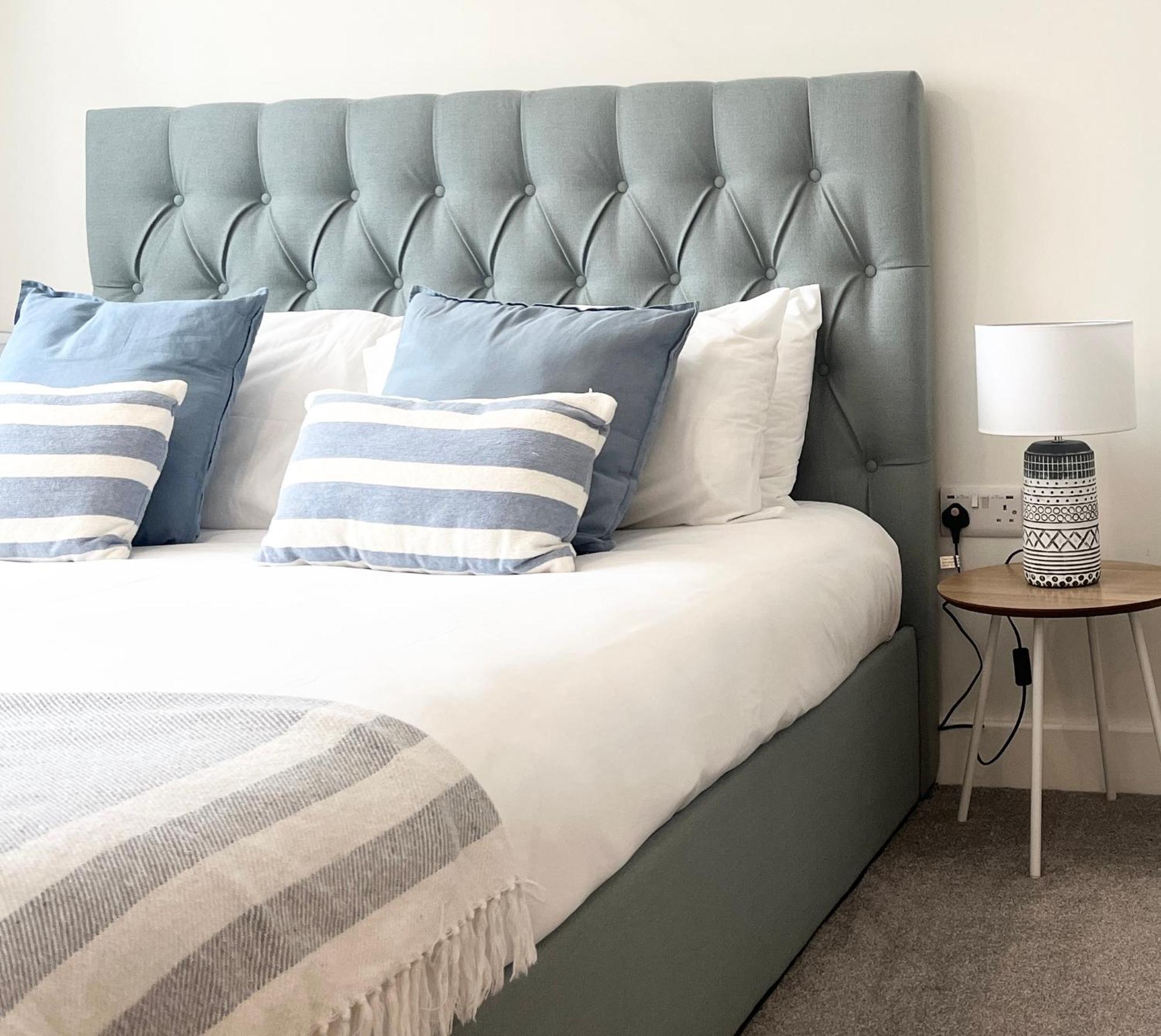 Exceptional 3 Bedroom Home In Penzance~New~Seaside Экстерьер фото
